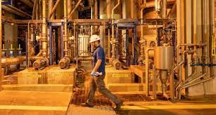 Custos da indústria subiram 10,7% em 2022, afirma relatório da CNI