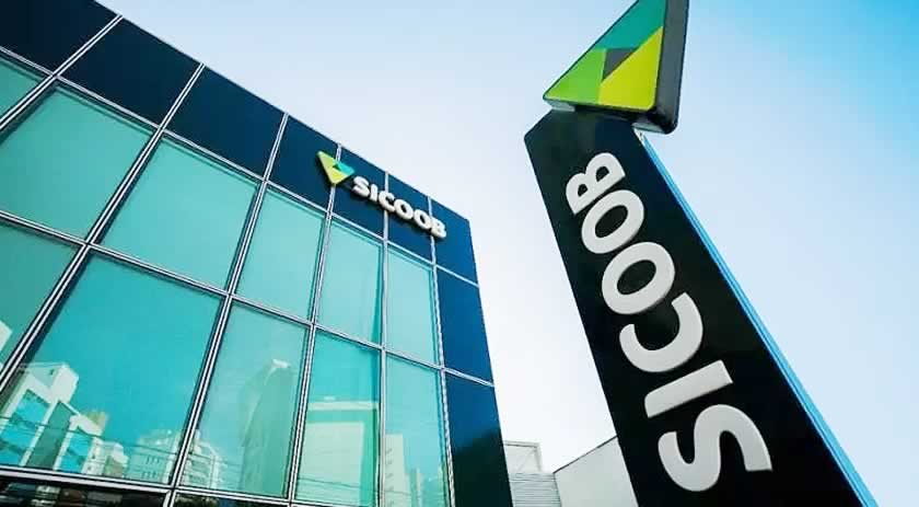 Sicoob é reconhecido como uma das principais instituições financeiras do Brasil em premiações