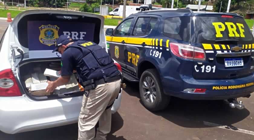 PRF apreende 127 kg de maconha na BR 282