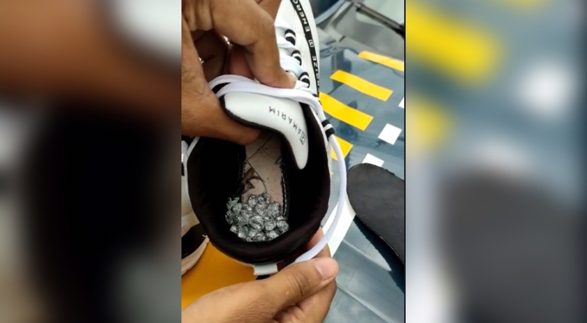 Pedras de crack são encontradas em tênis na BR-480