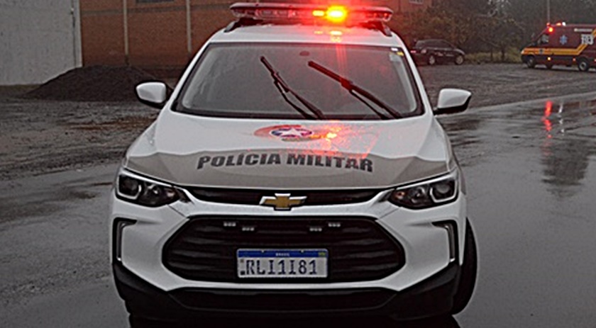 Homem vai preso após esfaquear o próprio irmão em Guaraciaba