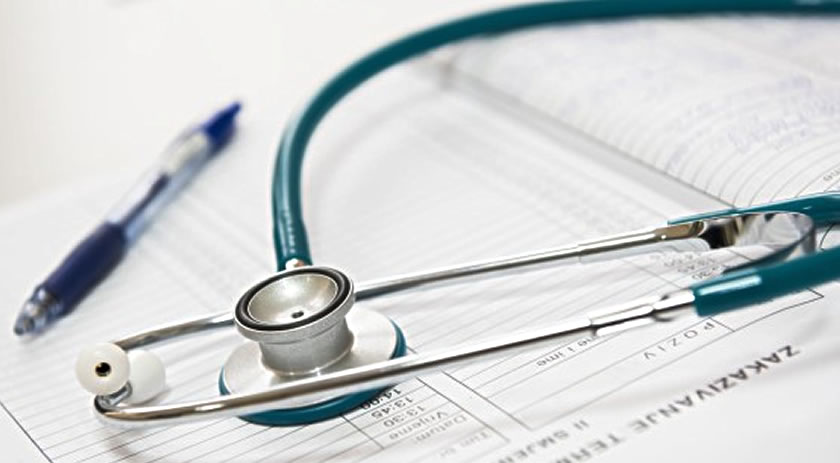 Médica de Chapecó que desviou remédios e exames do SUS trabalhará de graça, diz TJSC