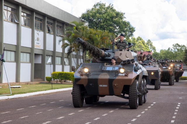 Militares e viaturas do 14ºRCMec são enviados para defender a fronteira com a Venezuela