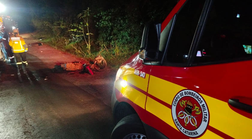 Acidente na BR-282 resulta em morte de motociclista em Iraceminha