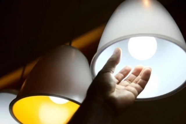 Confira dicas para economizar na conta de luz, que fica mais cara nesta terça