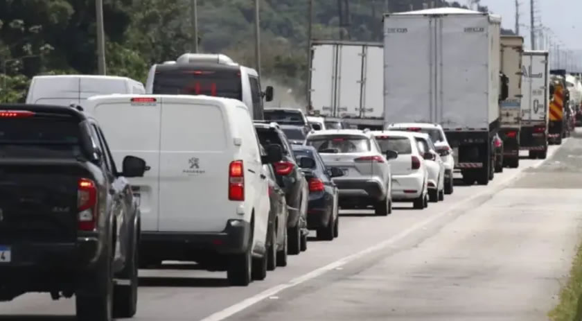 Rodovias de SC terão “boom” no trânsito no fim de ano, com mais de quatro milhões de veículos