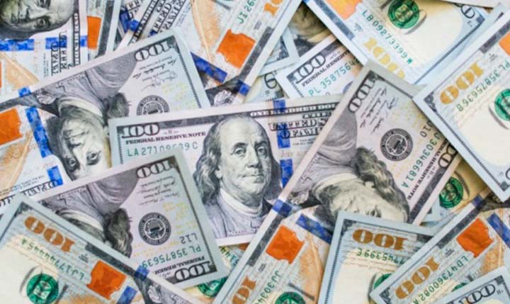 Dólar paralelo bate novo recorde histórico nas ruas da Argentina