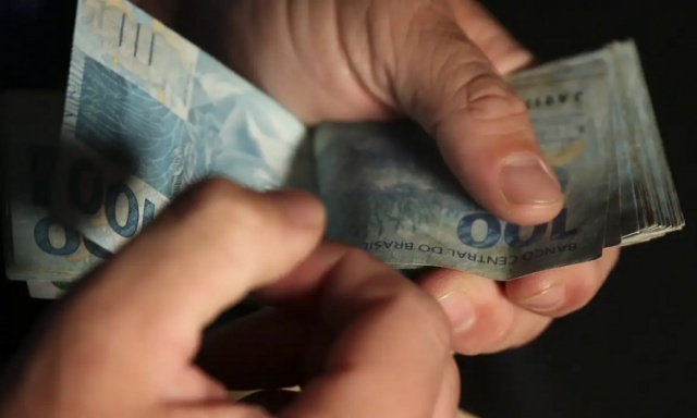 Conselho Nacional de Previdência Social aprova redução no teto de juros do empréstimo consignado