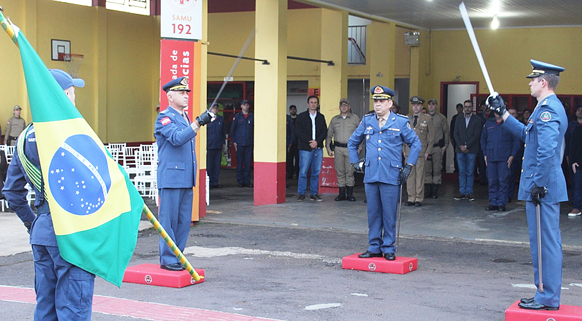 Tenente-coronel Marco Antônio Eidt assume o comando do 12º BBM