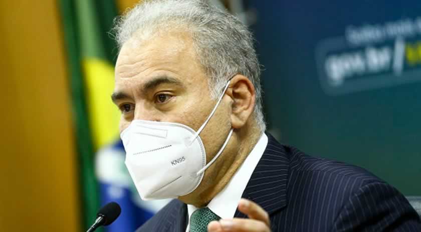 Governo reduz para 7 dias isolamento de pacientes com covid-19