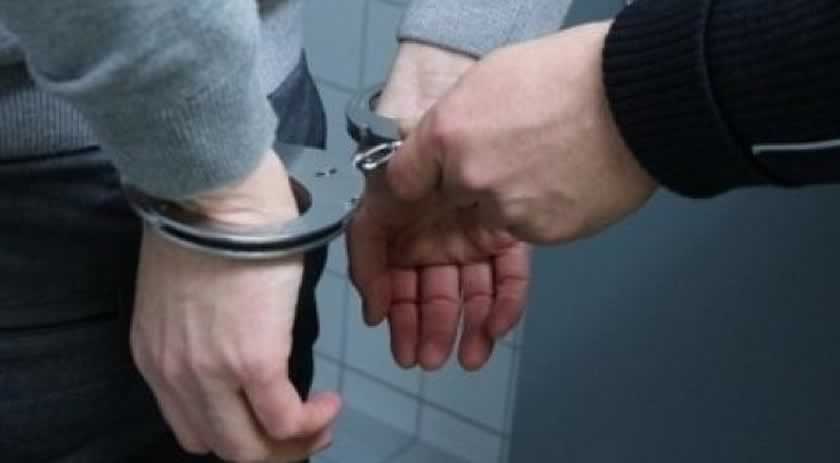 Homem chega em casa embriagado, faz ameaças e é preso