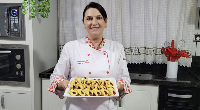 Dete ensina uma receita de beliscão de goiabada