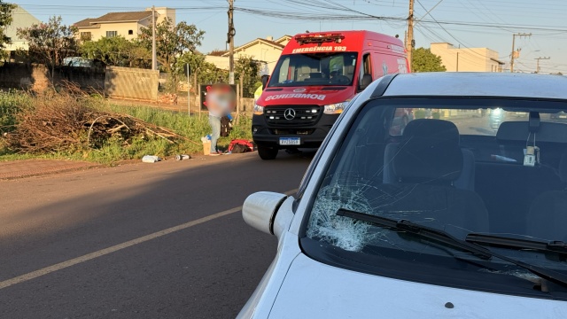Meninas de 15 e 16 anos são atropeladas a caminho da escola