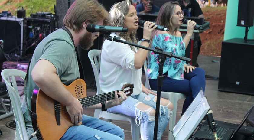 Edição especial do Palco Aberto reúne grande público