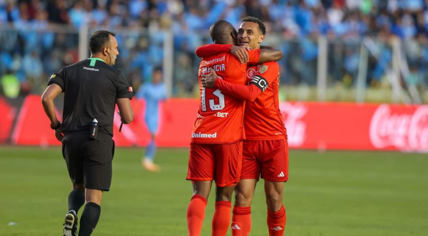 Inter vence o Bolívar na altitude e fica a um empate da semifinal da Libertadores