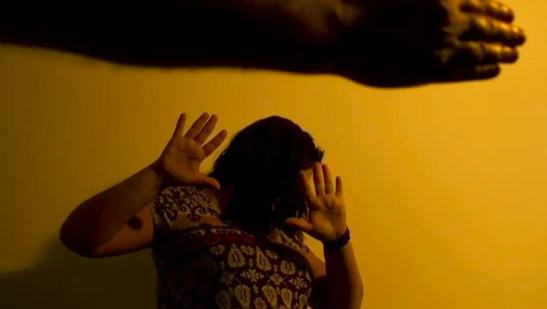 ‘Ligue 180’ em SC registra aumento de 30% nas denúncias de violência contra a mulher em 2024