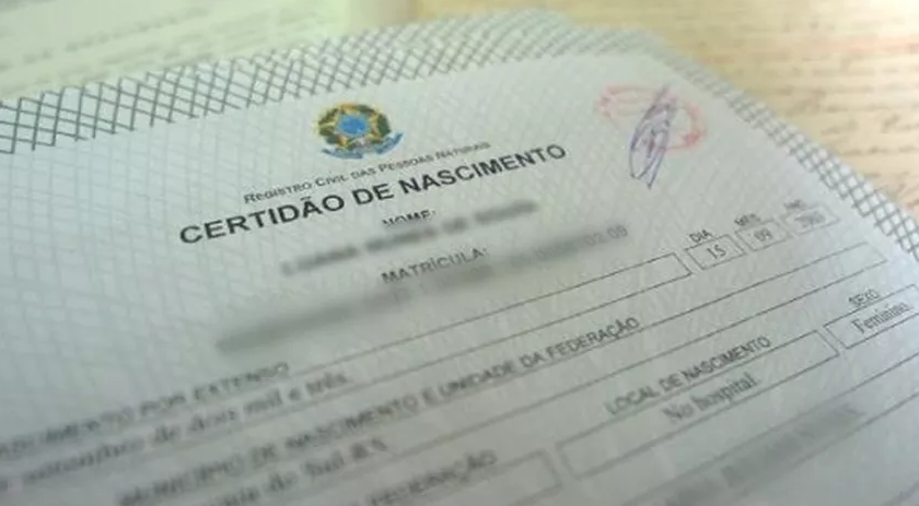 Mais de 3 mil crianças de SC não receberam o nome do pai em 2022