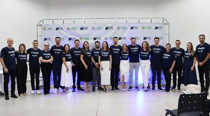 CDL e Associação Empresarial empossam nova diretoria