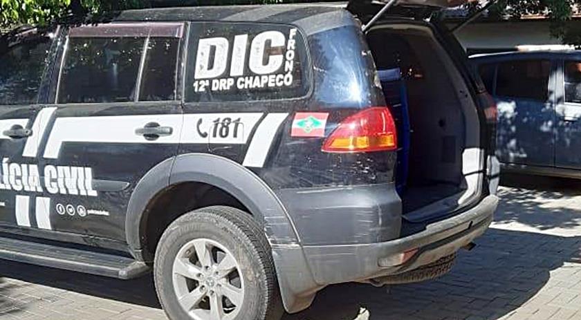Dois homens são presos durante operação contra o tráfico de drogas