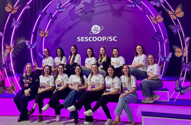 Mulheres Cooperativistas do Sicoob Credial participam de encontro estadual em Florianópolis
