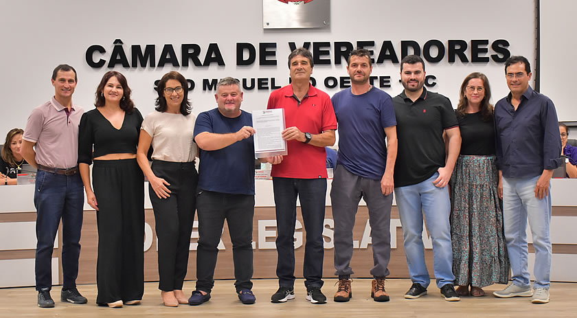 Câmara presta homenagem a Sergio Antunes, o Magrão, por trajetória no esporte