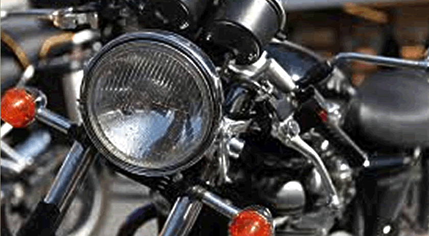 Adolescente é flagrado com moto adulterada durante abordagem da PM