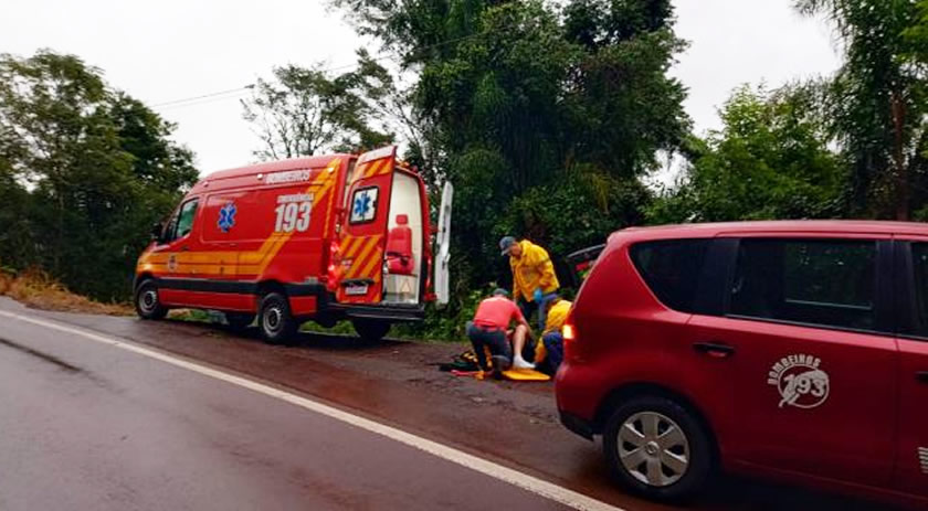 Homem fica ferido em queda de motocicleta na SC-386