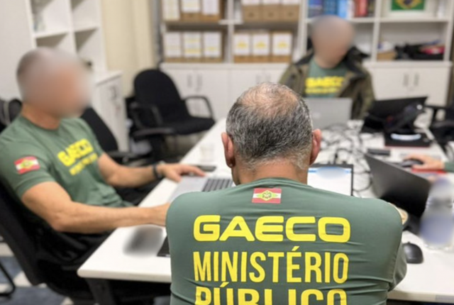 Operação “Mercado Oculto” cumpre mandados em Maravilha e cidades da região contra supostos crimes tributários e lavagem de dinheiro