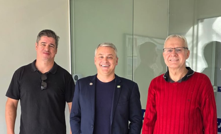 Prefeito Edenilson Zanardi reúne-se com a Superintendência do DNIT para debater mobilidade urbana e grandes obras viárias