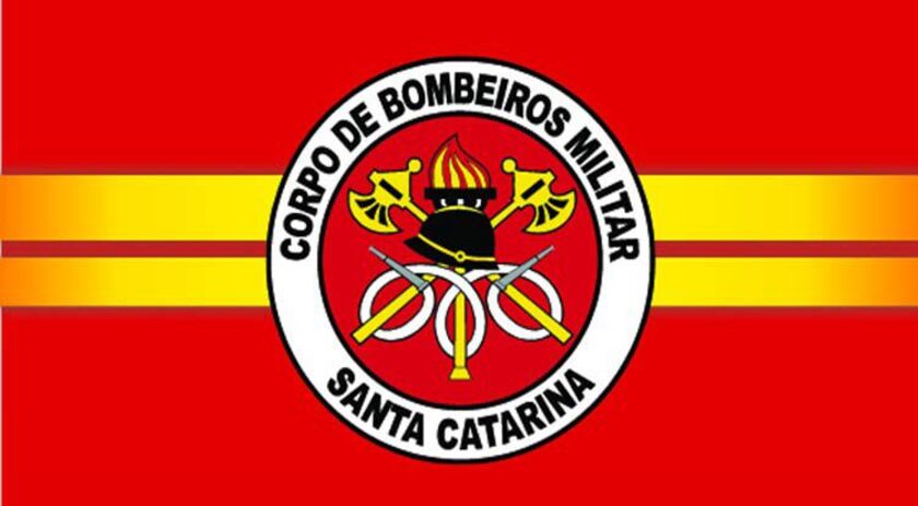 Princípio de incêndio assusta moradores em residência
