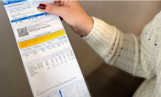 Celesc faz alerta de corte de energia de até 26 mil consumidores por inadimplência