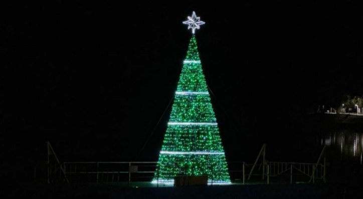 Prefeitura de Abelardo Luz lamenta furto de fios em decoração natalina do município