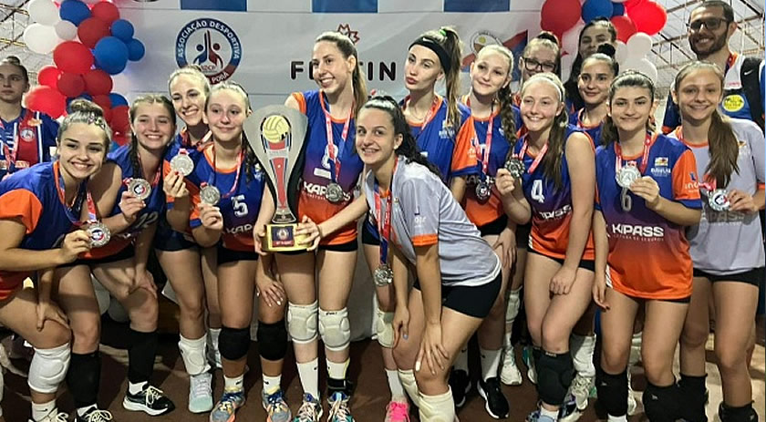 Equipe feminina de Maravilha é vice-campeã da 1º Taça ADCP de Voleibol