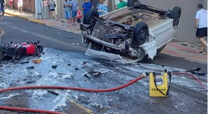 Grave acidente deixa vários feridos