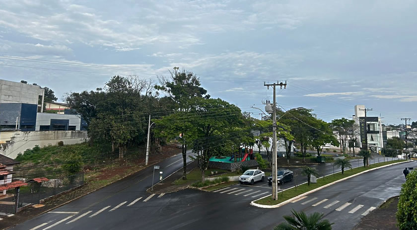 SC tem alerta para chuvas intensas e temporais no início desta semana