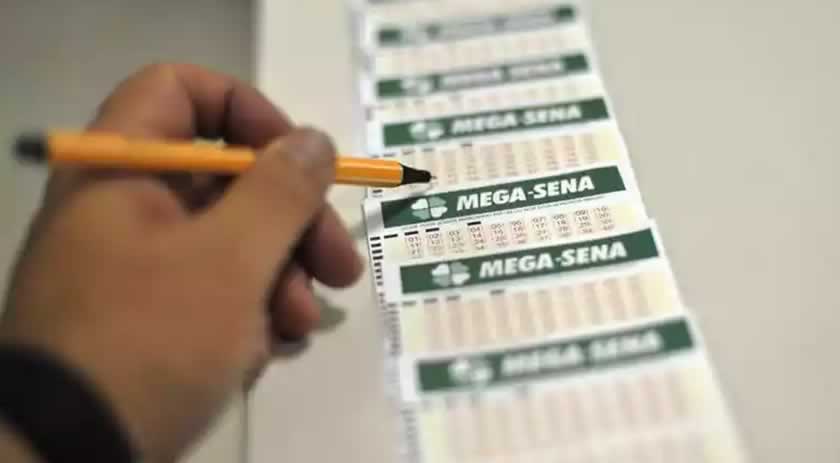 Mega-Sena acumula pela 11ª vez e prêmio vai a R$ 160 mi