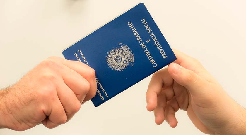 Taxa de desemprego recua a 8,5% e atinge 9,1 milhões no Brasil