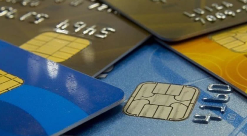 Mais da metade dos consumidores não controla gastos com cartão de crédito, diz pesquisa