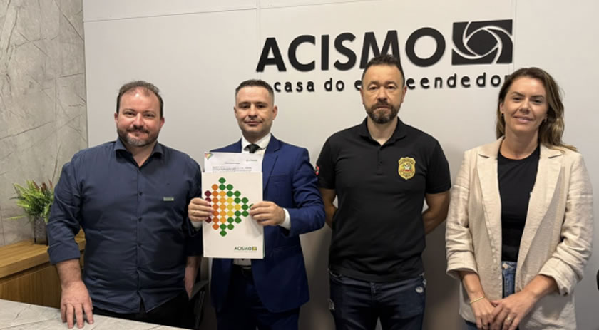 Acismo repassa R$ 14 mil à Polícia Civil para aquisição de cão de faro