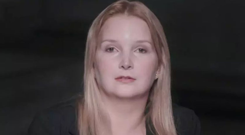 Elize Matsunaga deixa a prisão após Justiça conceder liberdade condicional