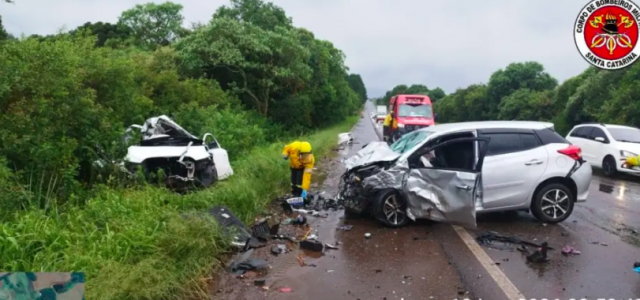 Batida violenta termina na morte de duas mulheres na BR-282