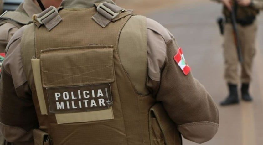 Homem é preso após ameaçar ex-companheira com facão em Anchieta