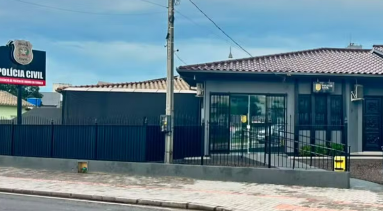 Pai é preso após usar chicote de cavalo para agredir filho de 5 anos em SC