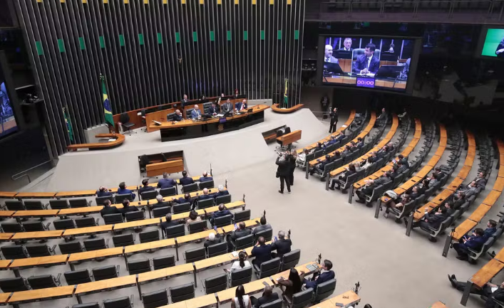 Veja quem são os deputados federais e estaduais eleitos