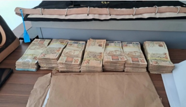 Polícia de SC desarticula quadrilha que aplicava golpe em todo o Brasil