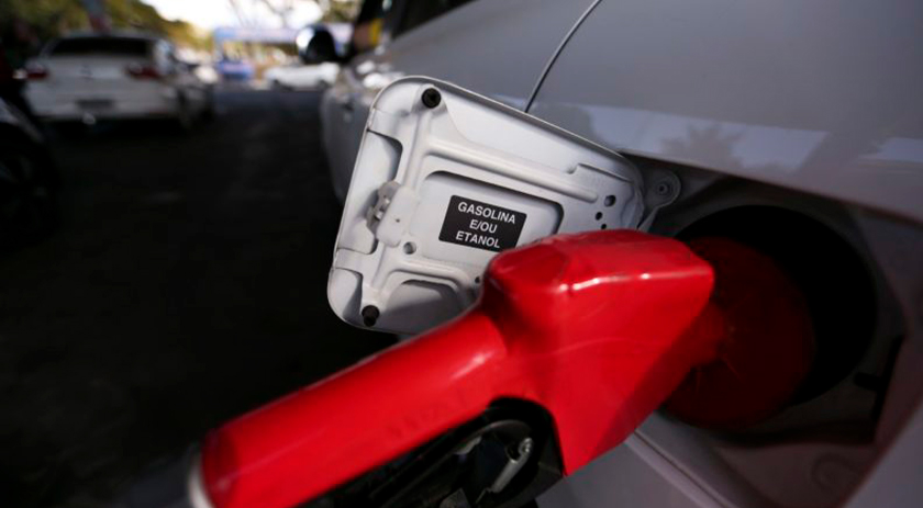 Gasolina pode bater os R$ 7 em SC até o fim de 2021, alertam sindicatos