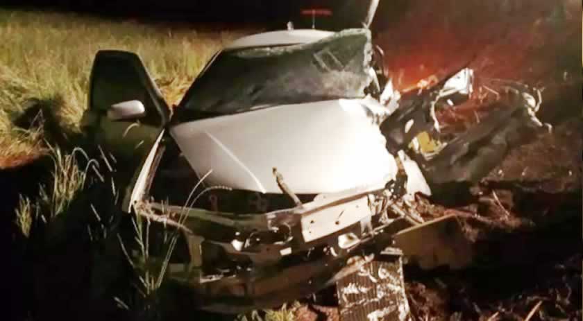 Jovem morre após batida entre três carros em SC