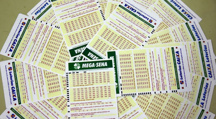 Mega-Sena sorteia neste sábado prêmio acumulado em R$ 55 milhões