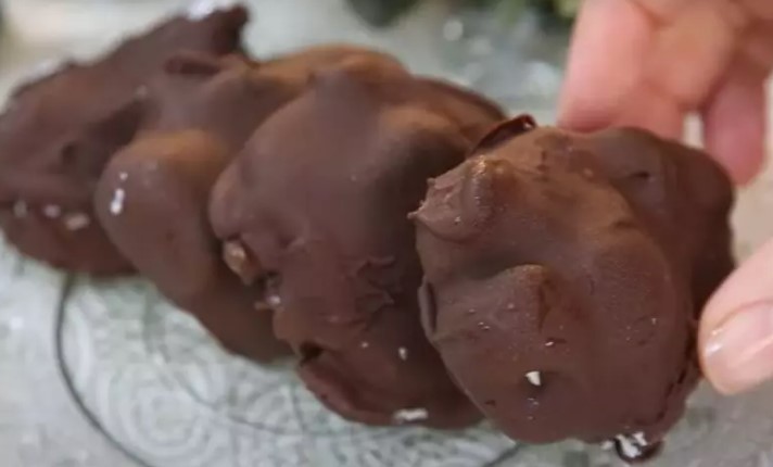 ‘Explosão de felicidade’: receita de sobremesa saudável leva apenas 4 ingredientes