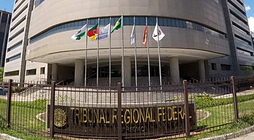 Suspeito de ser chefe de associação criminosa consegue, em habeas corpus no TRF4, remoção de tornozeleira